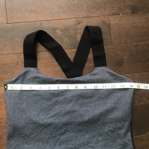 lululemon Inner Awareness Tank Size 6 - Picture 3 of 10